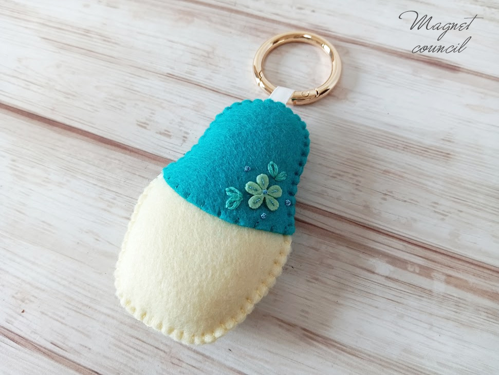 フェルトキーホルダー（マトリョーシカ・グリーン）