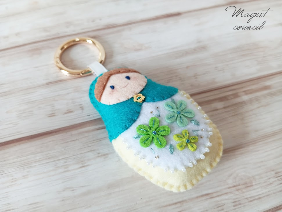 フェルトキーホルダー（マトリョーシカ・グリーン）