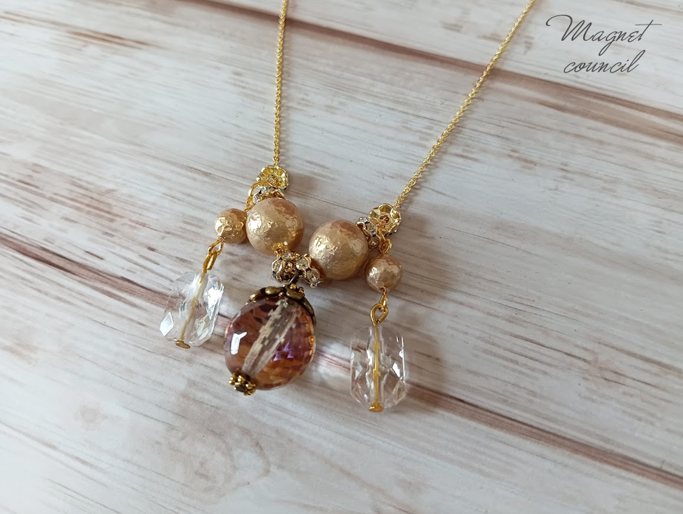 ソワグレージュ・ネックレス