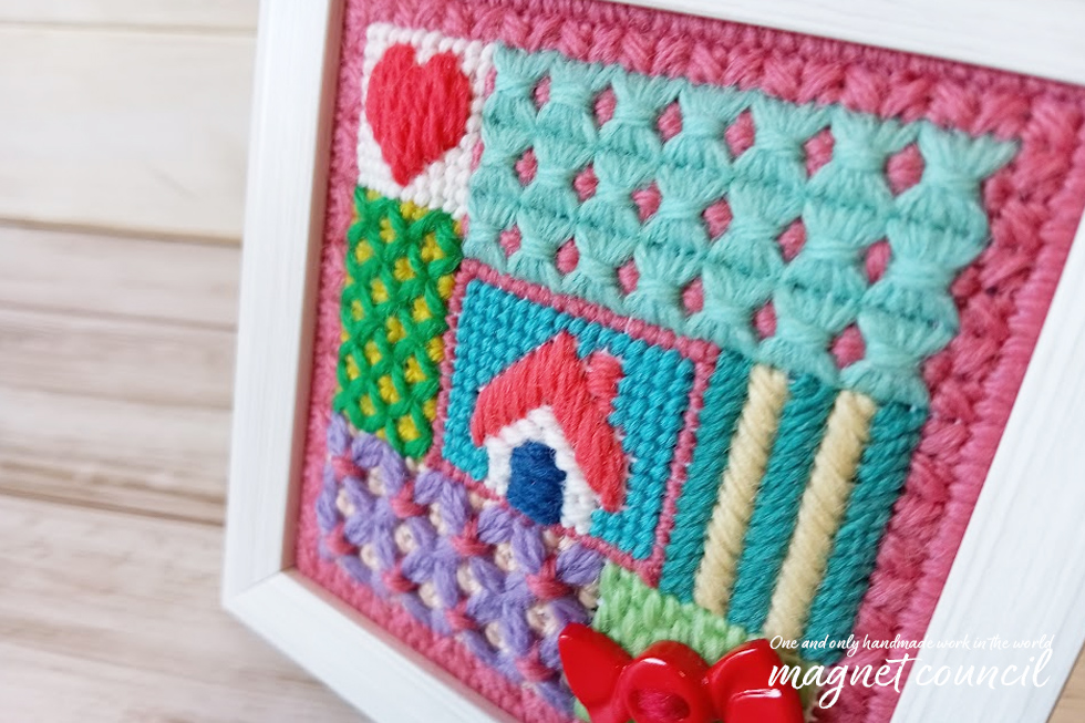 小さな刺繍額