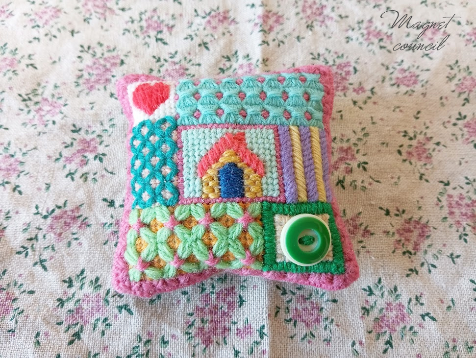 ウール刺繍のピンクッション パッチワーク