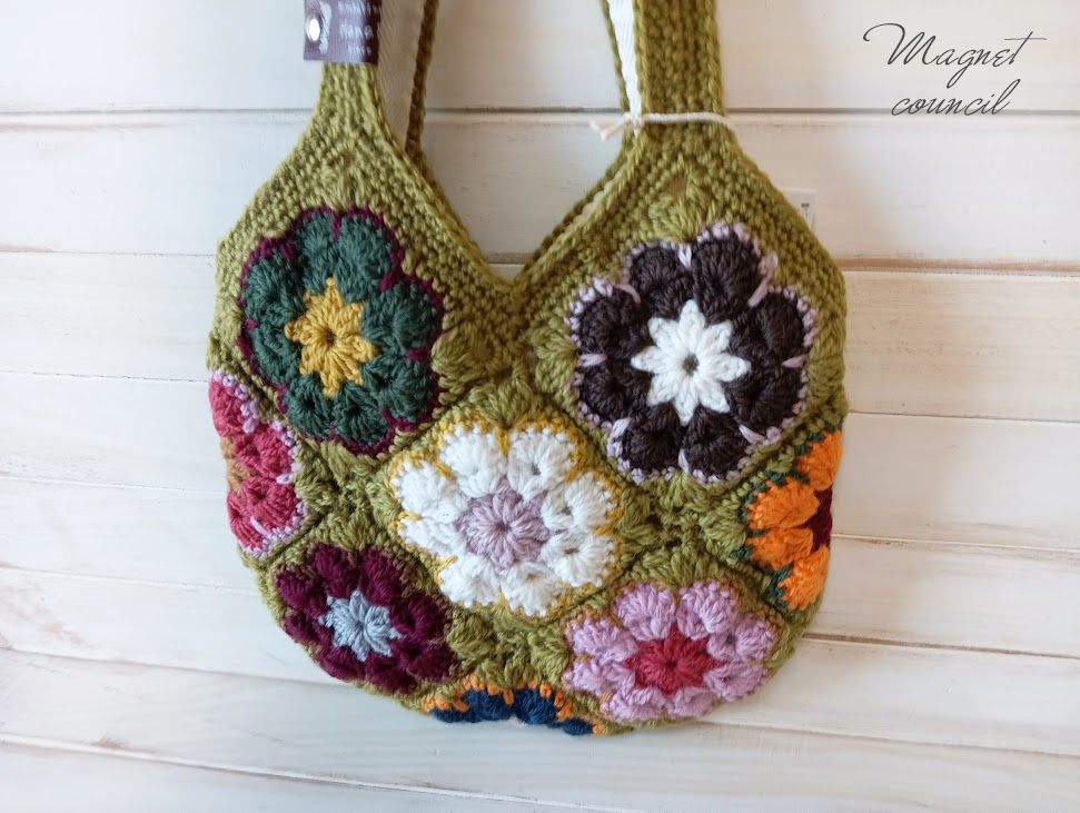 アフリカンフラワーモチーフバッグ（グリーンティー）