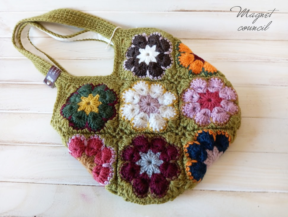 アフリカンフラワーモチーフバッグ（グリーンティー）