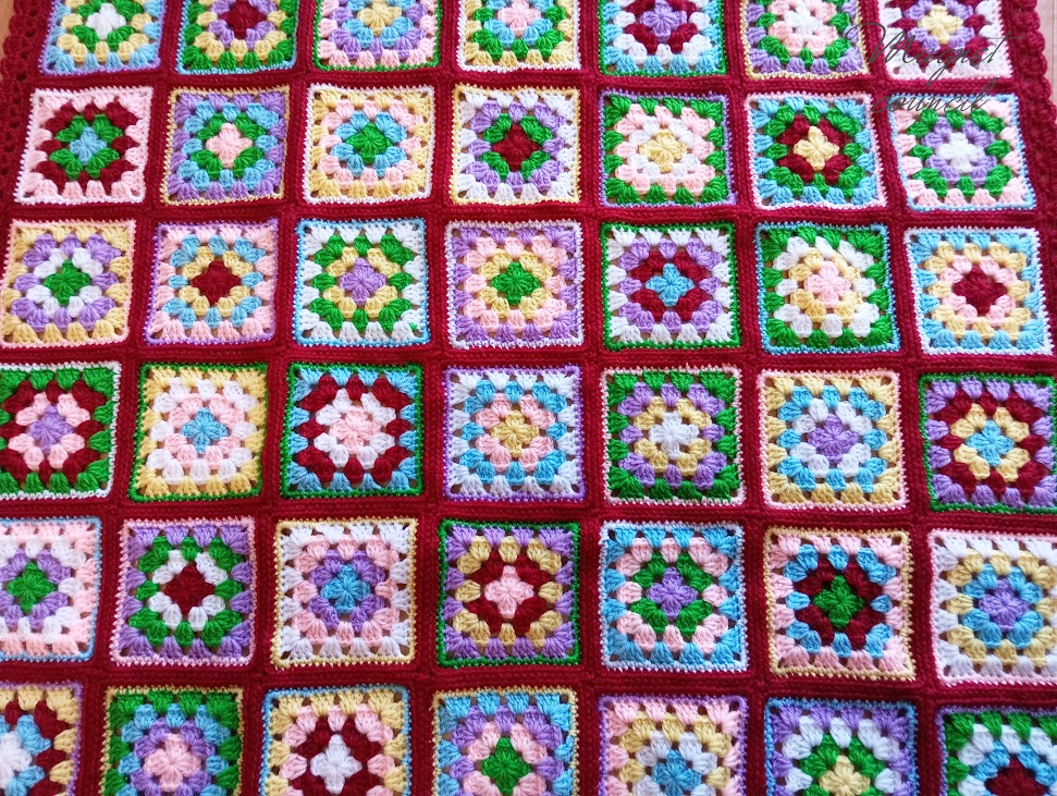 グラニースクエアブランケット（レッド）