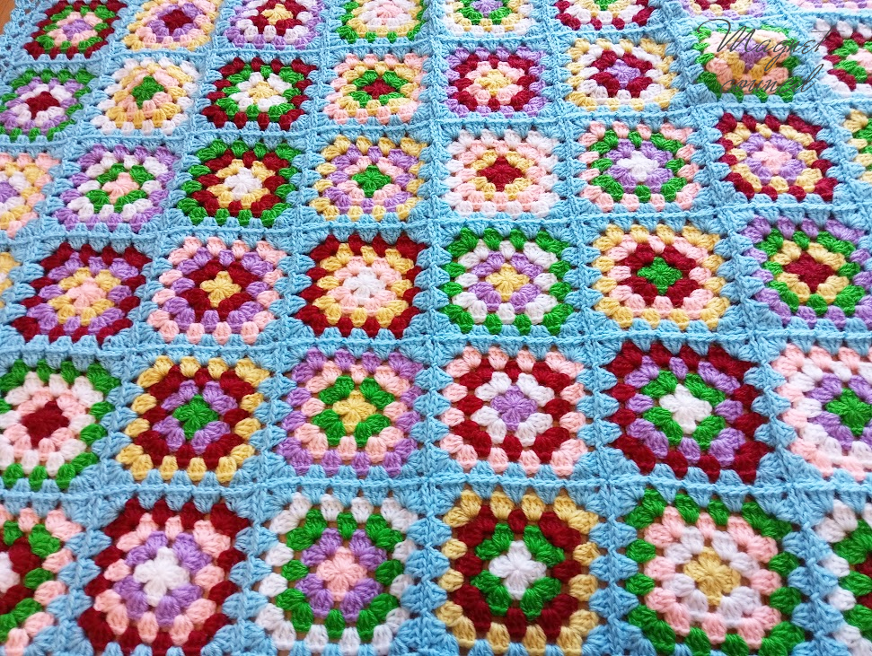 グラニースクエアブランケット（ライトブルー）