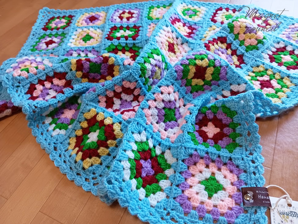 グラニースクエアブランケット（ライトブルー）