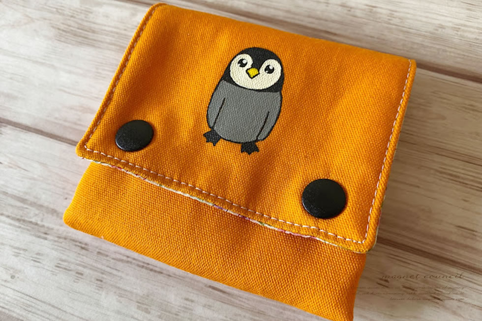 小ぶり財布（子ペンギン）