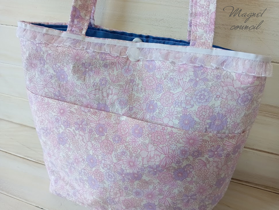 トートバッグ　薄いピンクのプリント