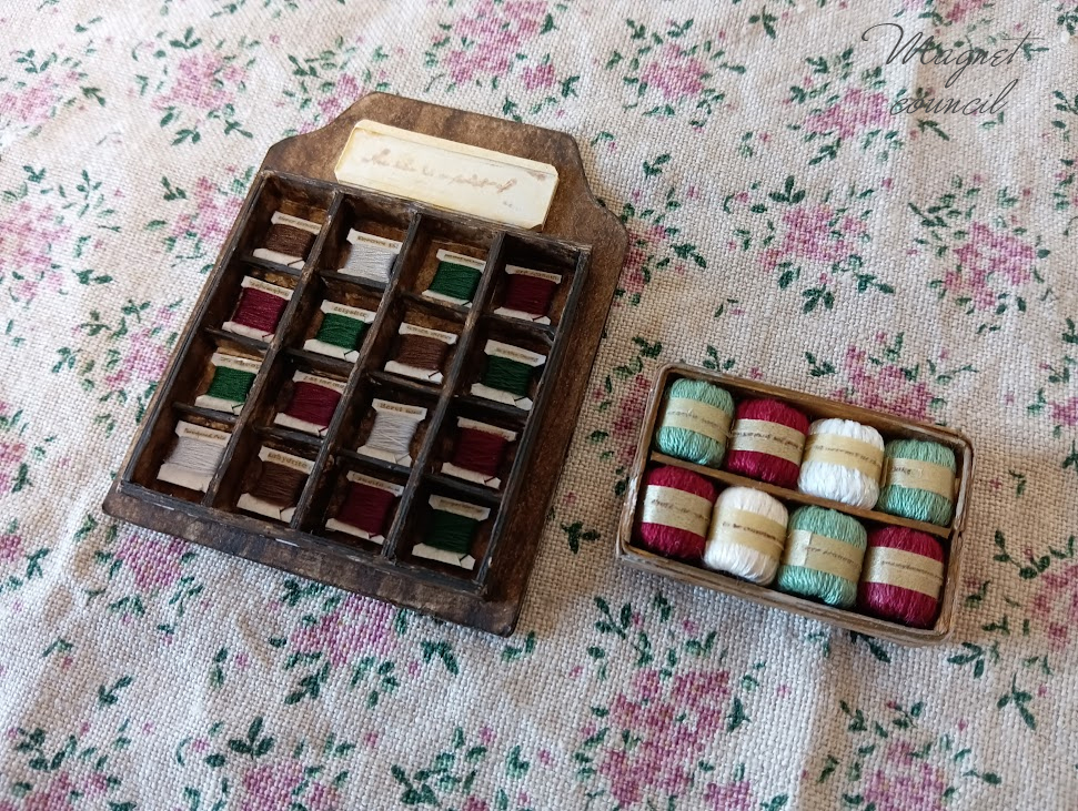 壁掛け&毛糸玉(Xmasバージョン)