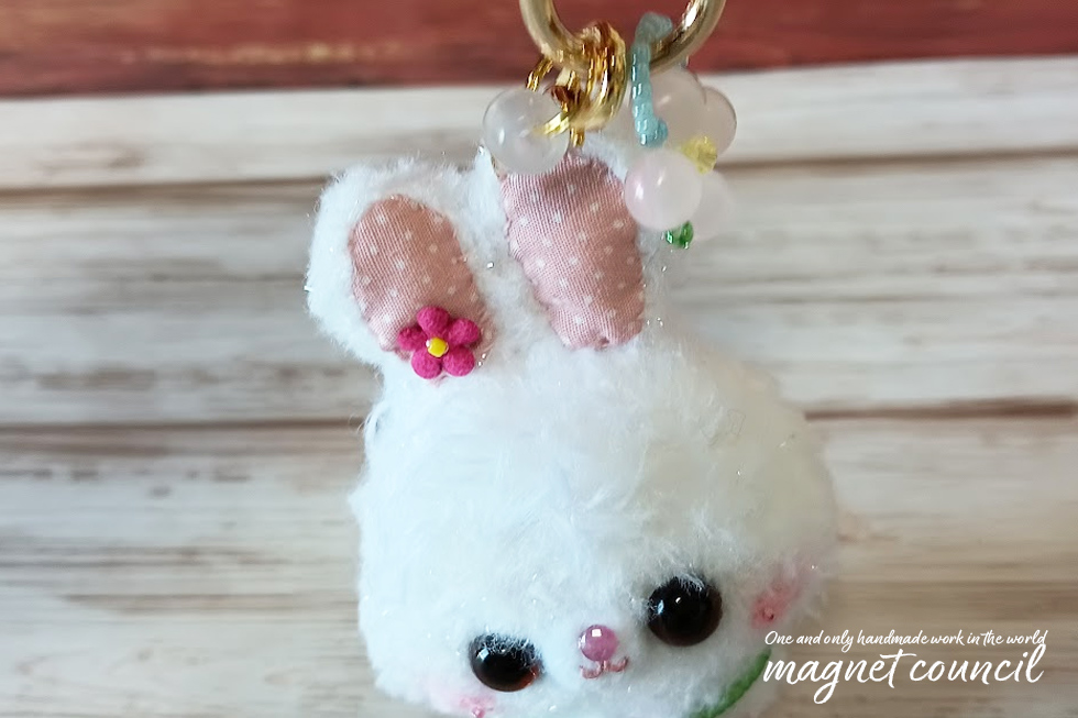 バッグチャーム「ゆらりん♪うさぴょん」B