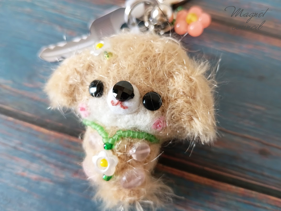 キーホルダー「ゆらりん♪たれみみワンちゃん」