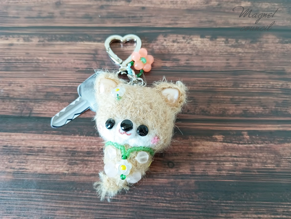 キーホルダー「ゆらりん♪たちみみワンちゃん」